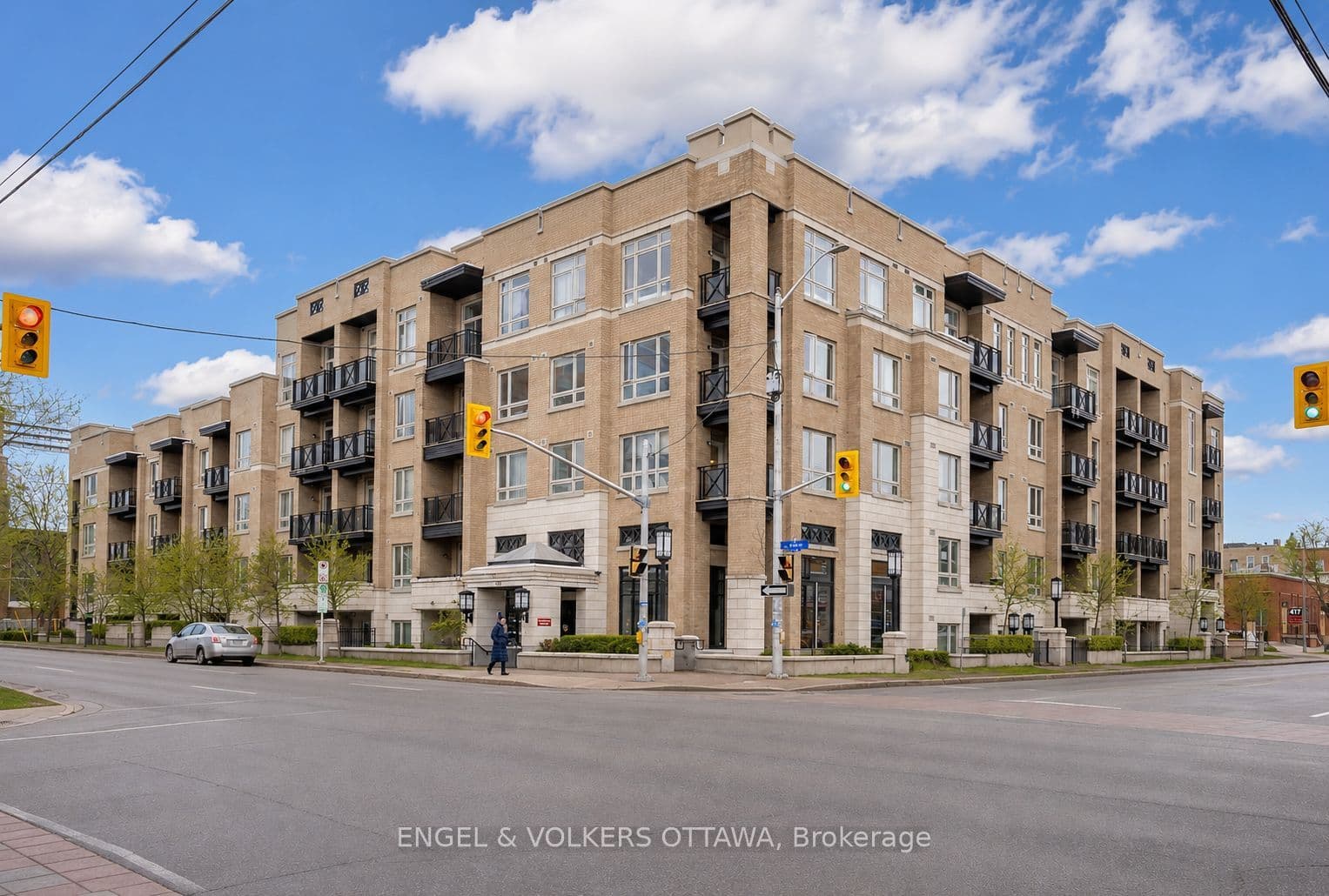 Kent Street 123, Ottawa Centre, ON K2P 1B5