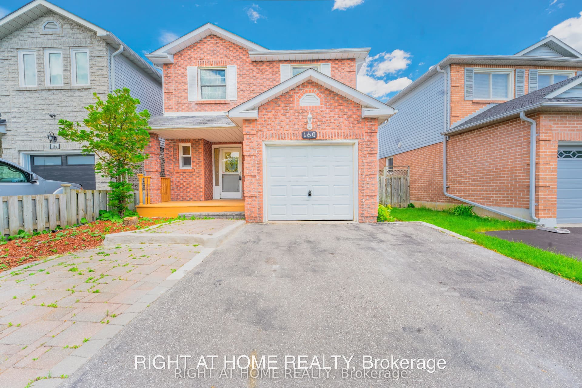 Overbank Drive, Oshawa, ON L1J 7Y5