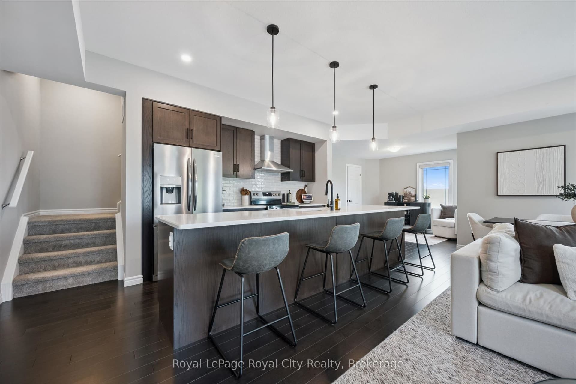 WESTRA Drive 58, Guelph, ON N1K 0A5