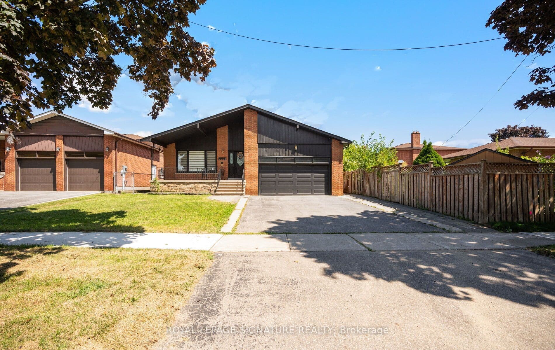 Florian Road, Mississauga, ON L5A 3Y9