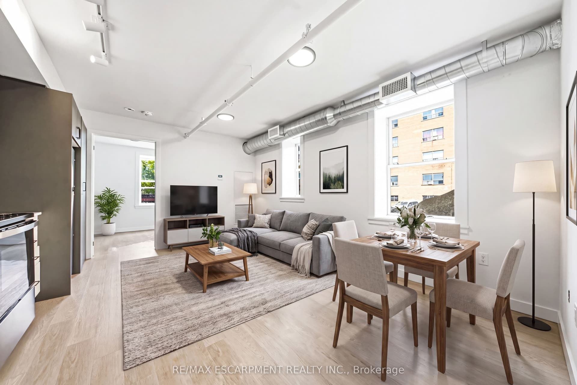 James Street S 205, Hamilton, ON L8P 3B7