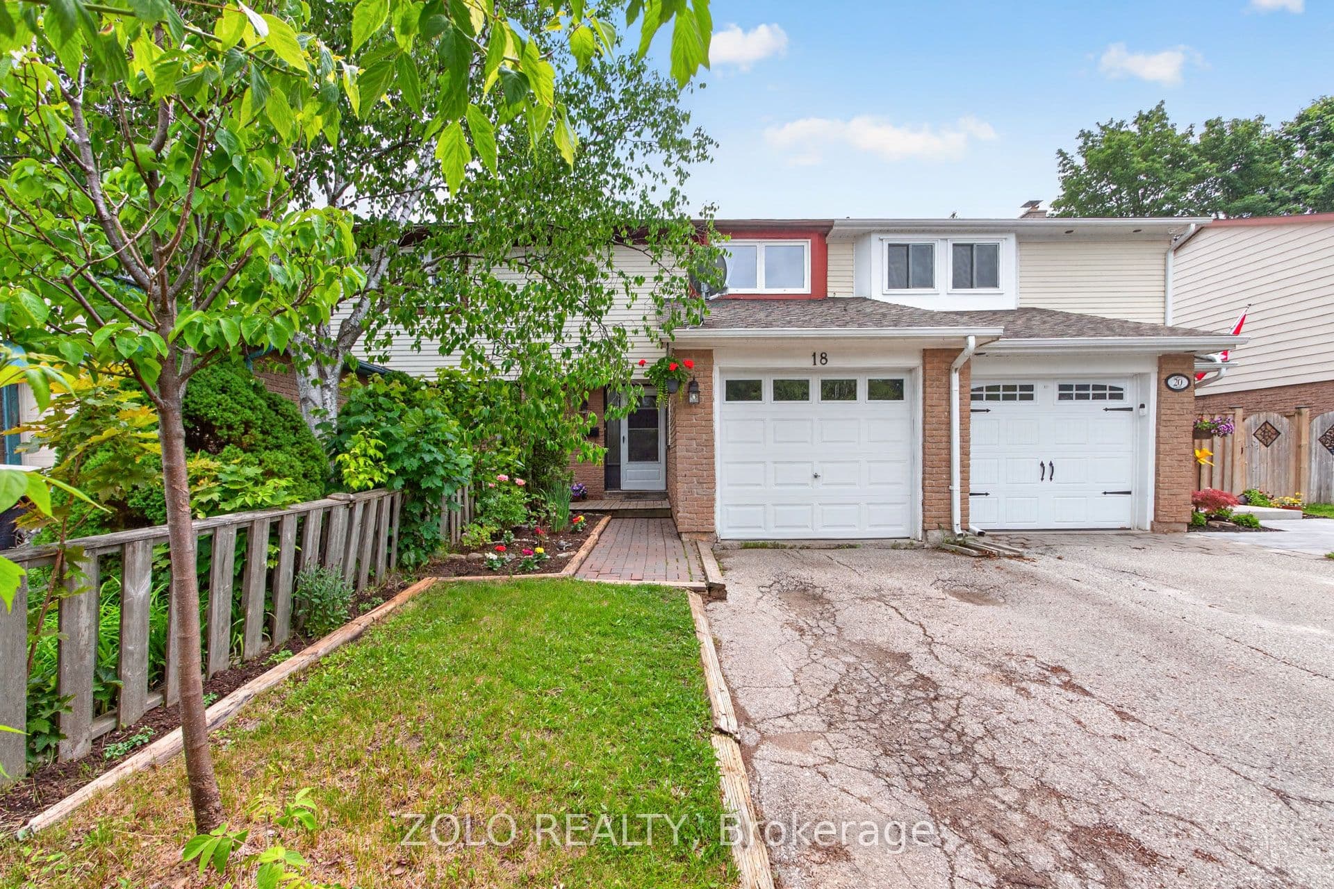 Karen Court, Orangeville, ON L9W 3S3