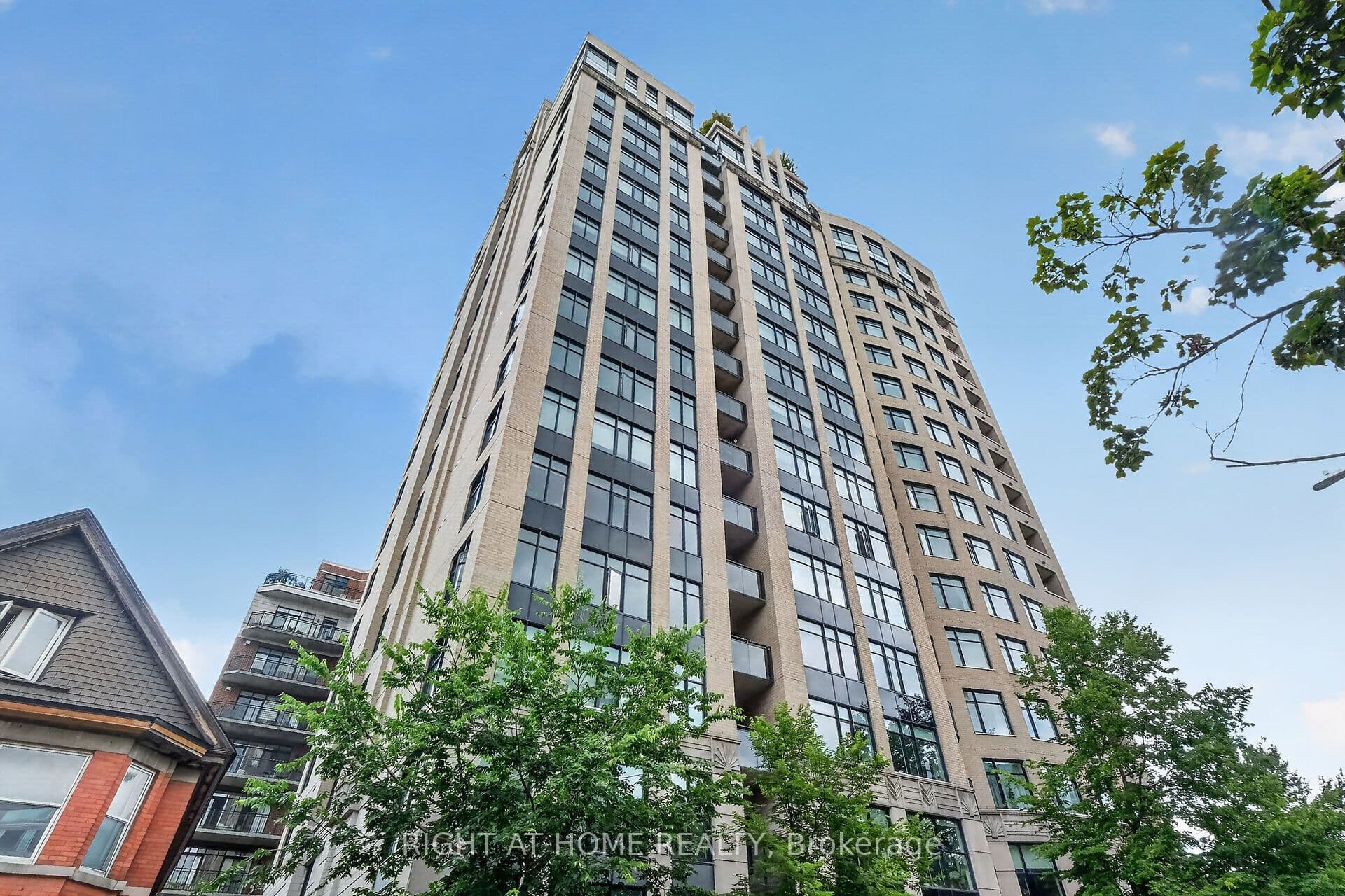 Kent Street 1116, Ottawa Centre, ON K2P 1Z9