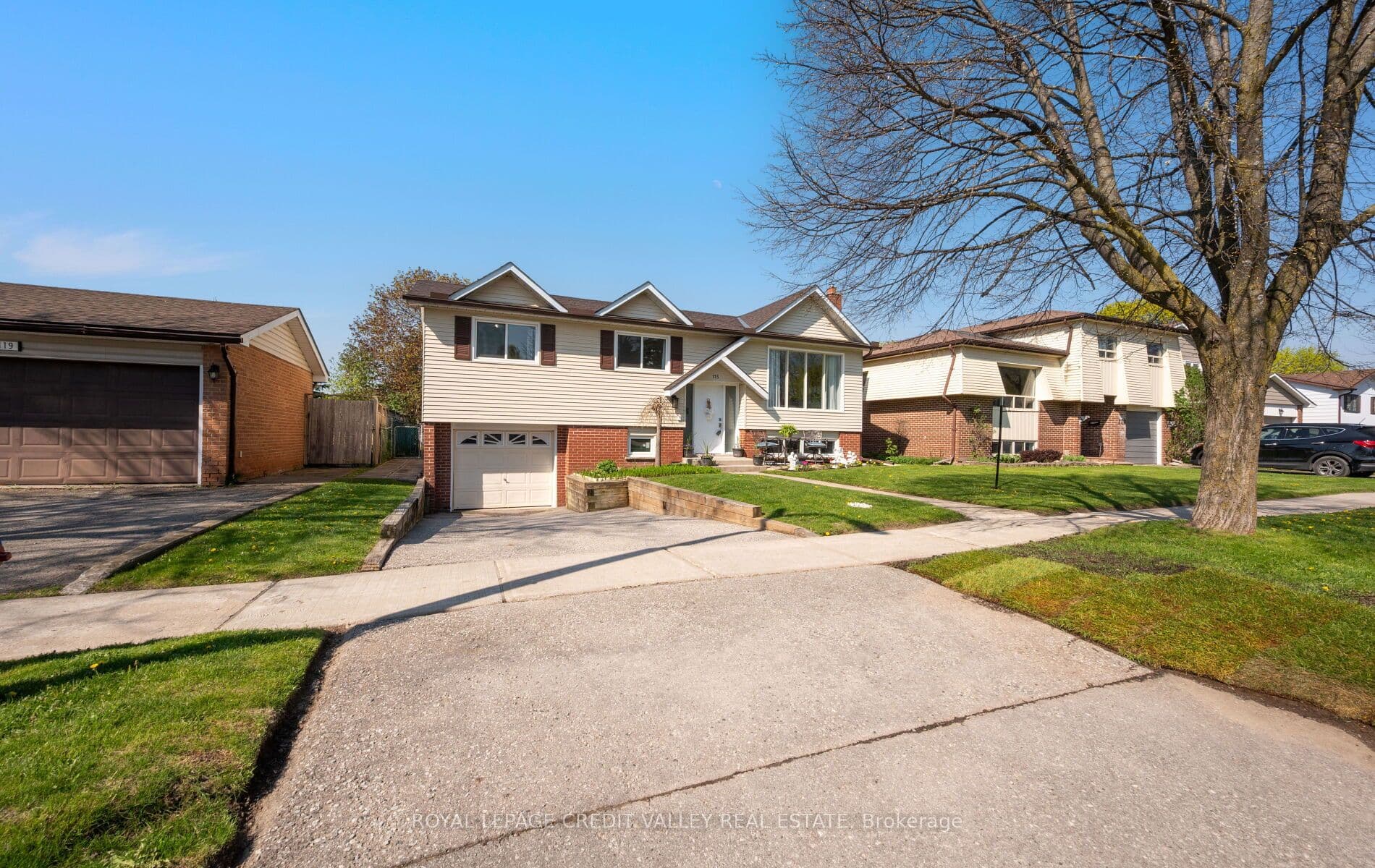 Morgandale Crescent, Orangeville, ON L9W 3C6