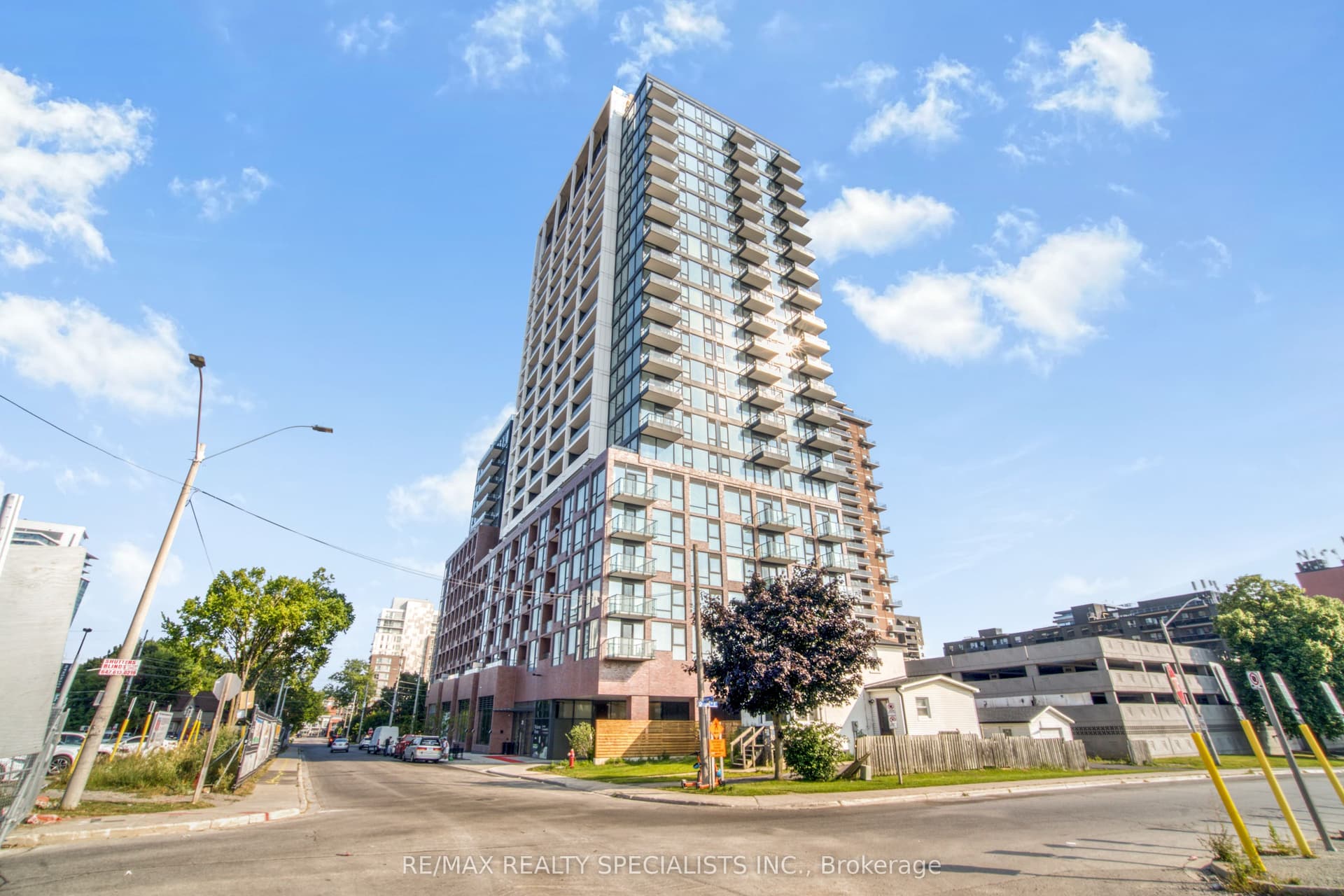 Ann Street 620, Mississauga, ON L5G 3G1