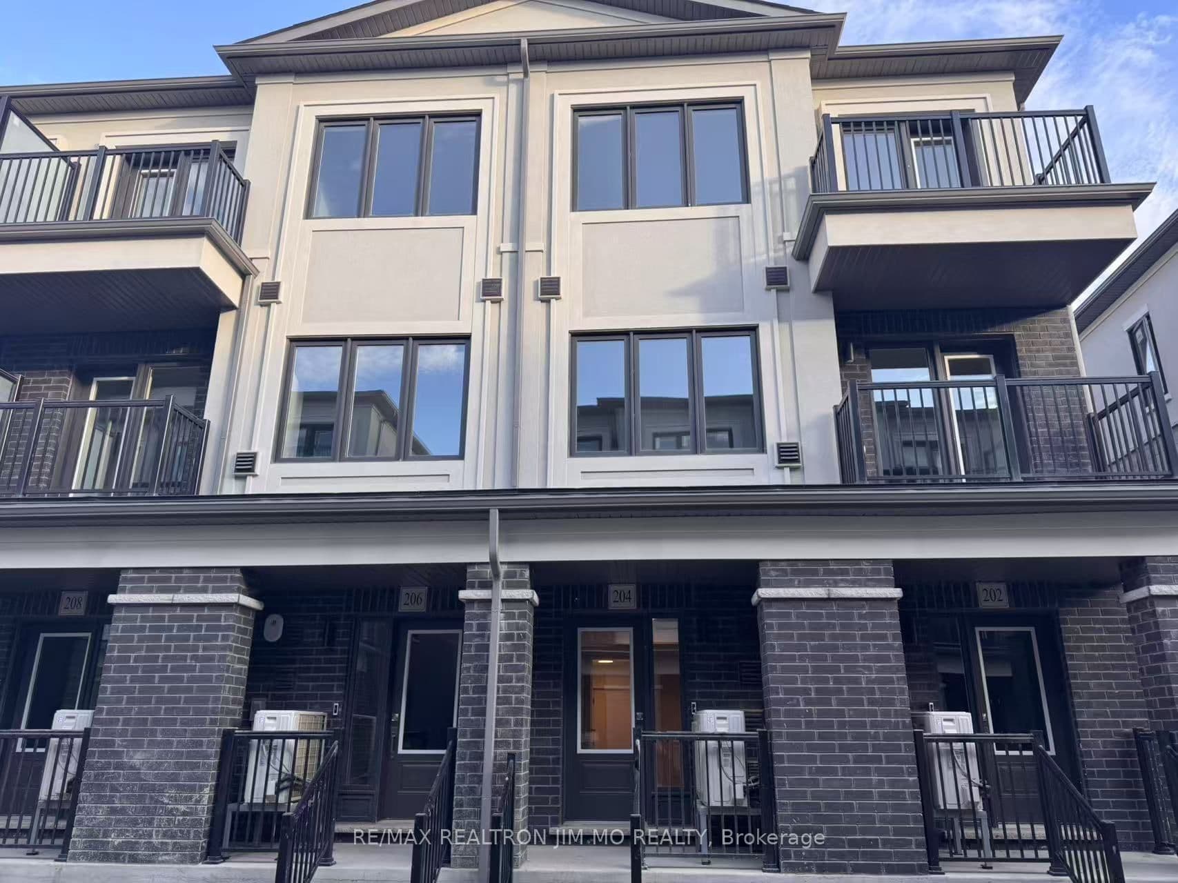 Matawin Lane, Richmond Hill, ON L4B 0H7