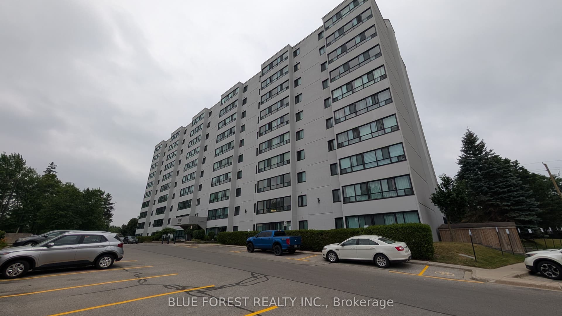 Grenfell Drive 212, London North, ON N5X 2R8