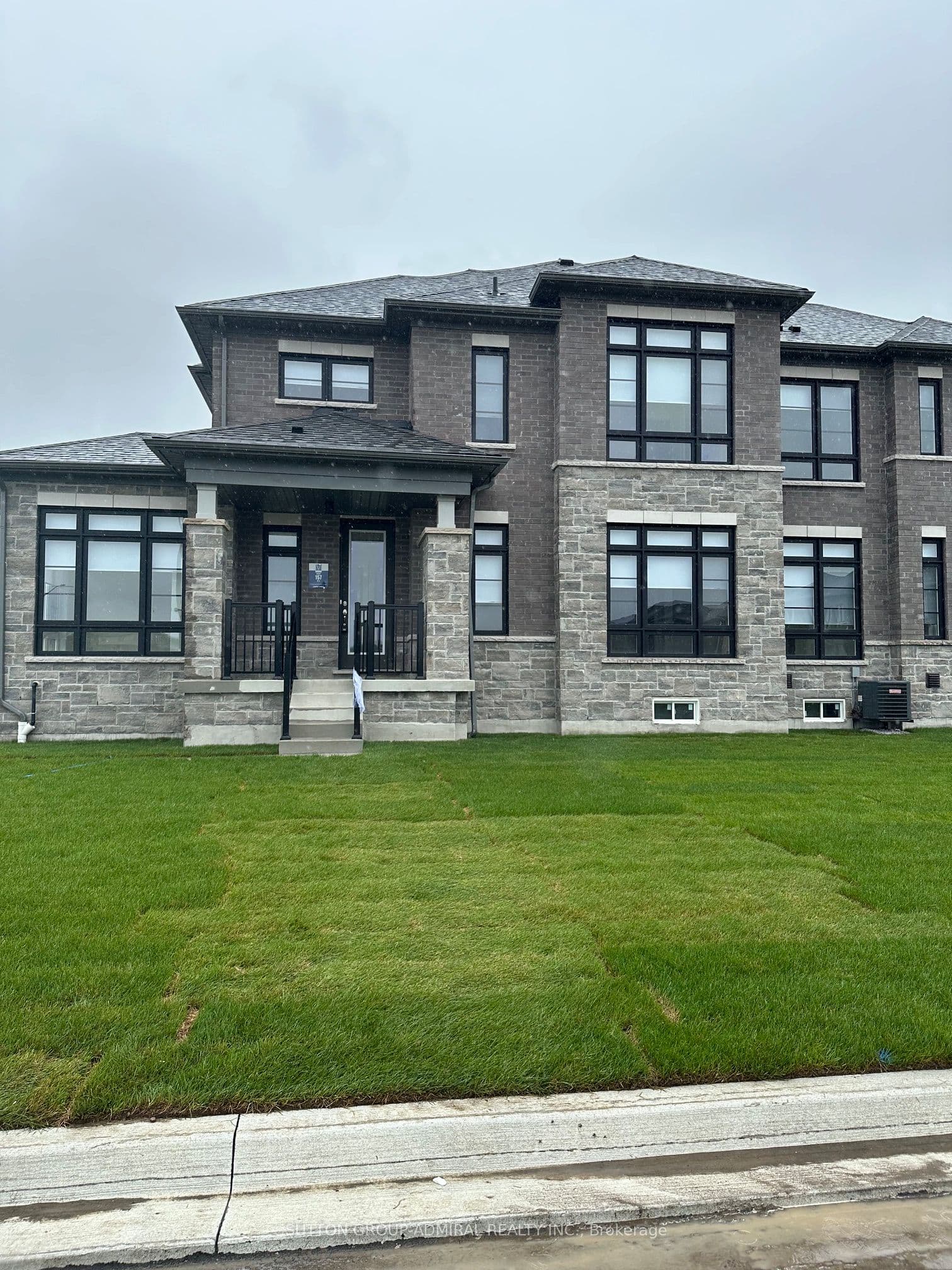 Bovey Street, Whitby, ON L1P 0M7