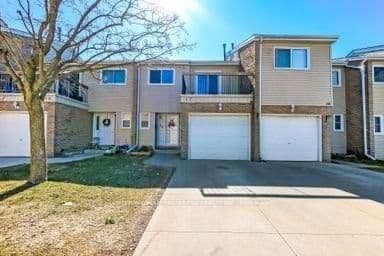 Osgoode Drive 17, London South, ON N6E 2C8