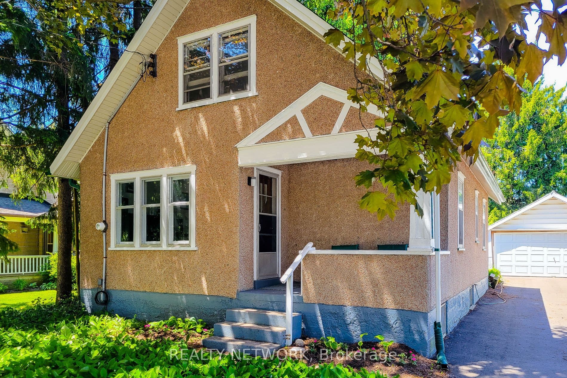 Carlisle Road, Hamilton, ON L0R 1H2