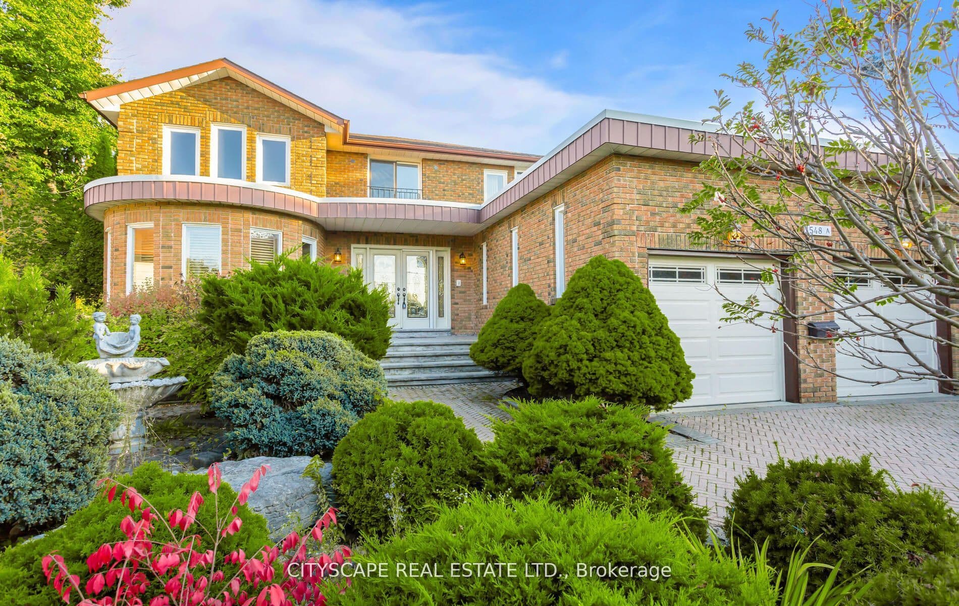 Carolyn Road Bsmt, Mississauga, ON L5M 2E1