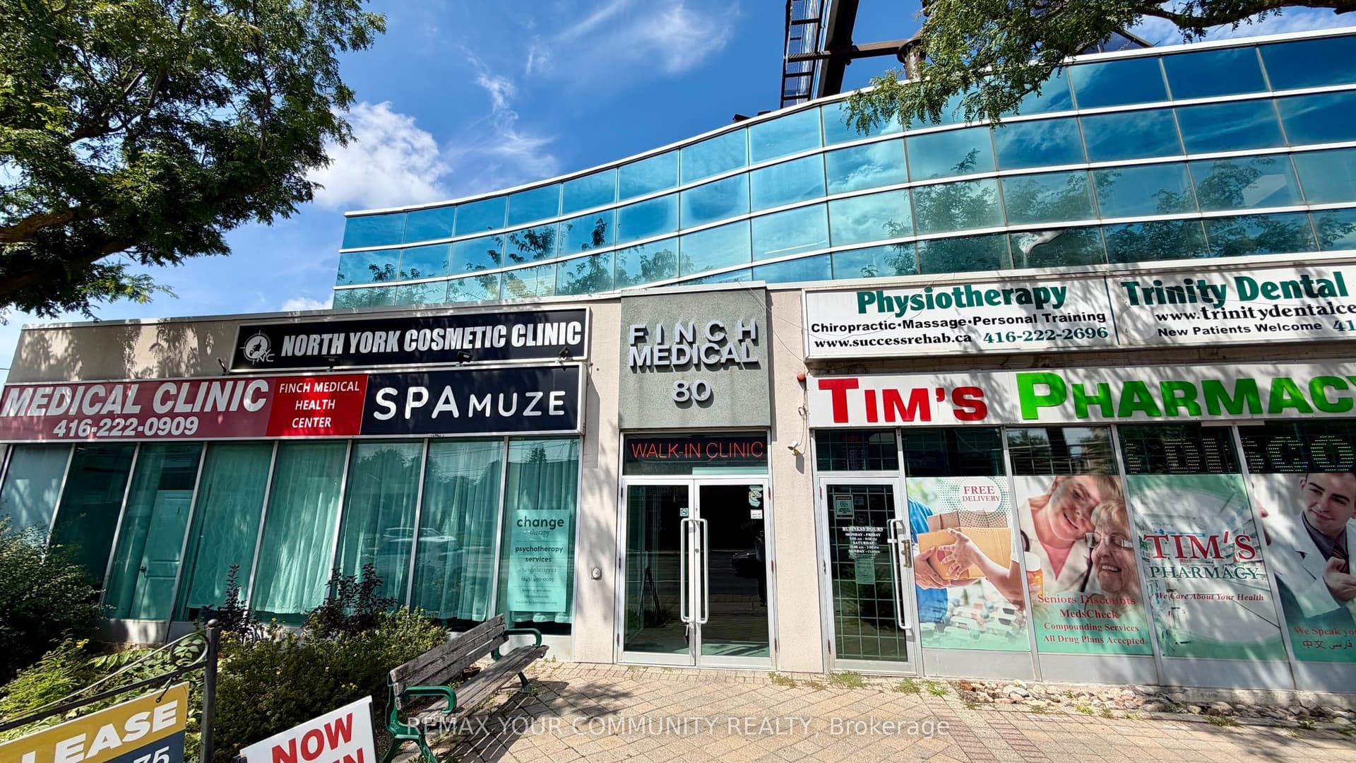 Finch Avenue W 100, Toronto, ON M2N 2H4