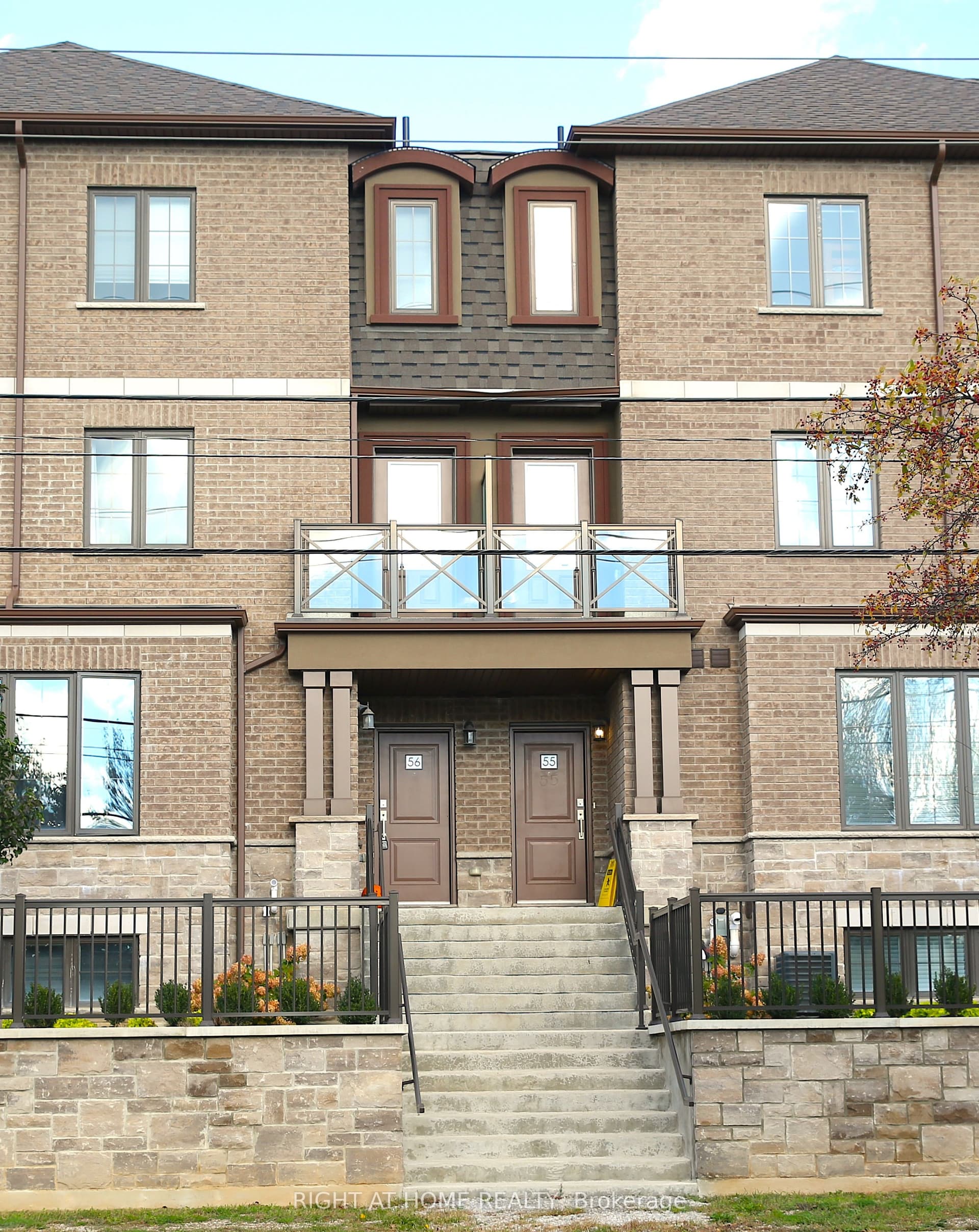 Ontario Street S 56, Milton, ON L9T 9K4