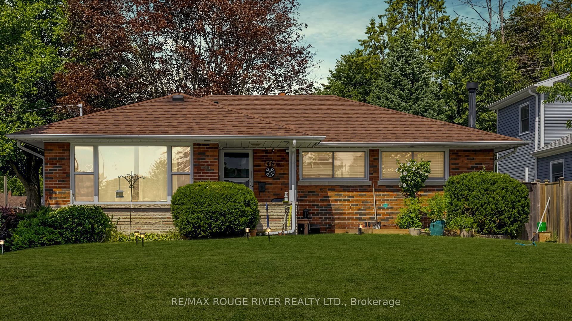 Sunset Drive Lower, Oshawa, ON L1G 3L1