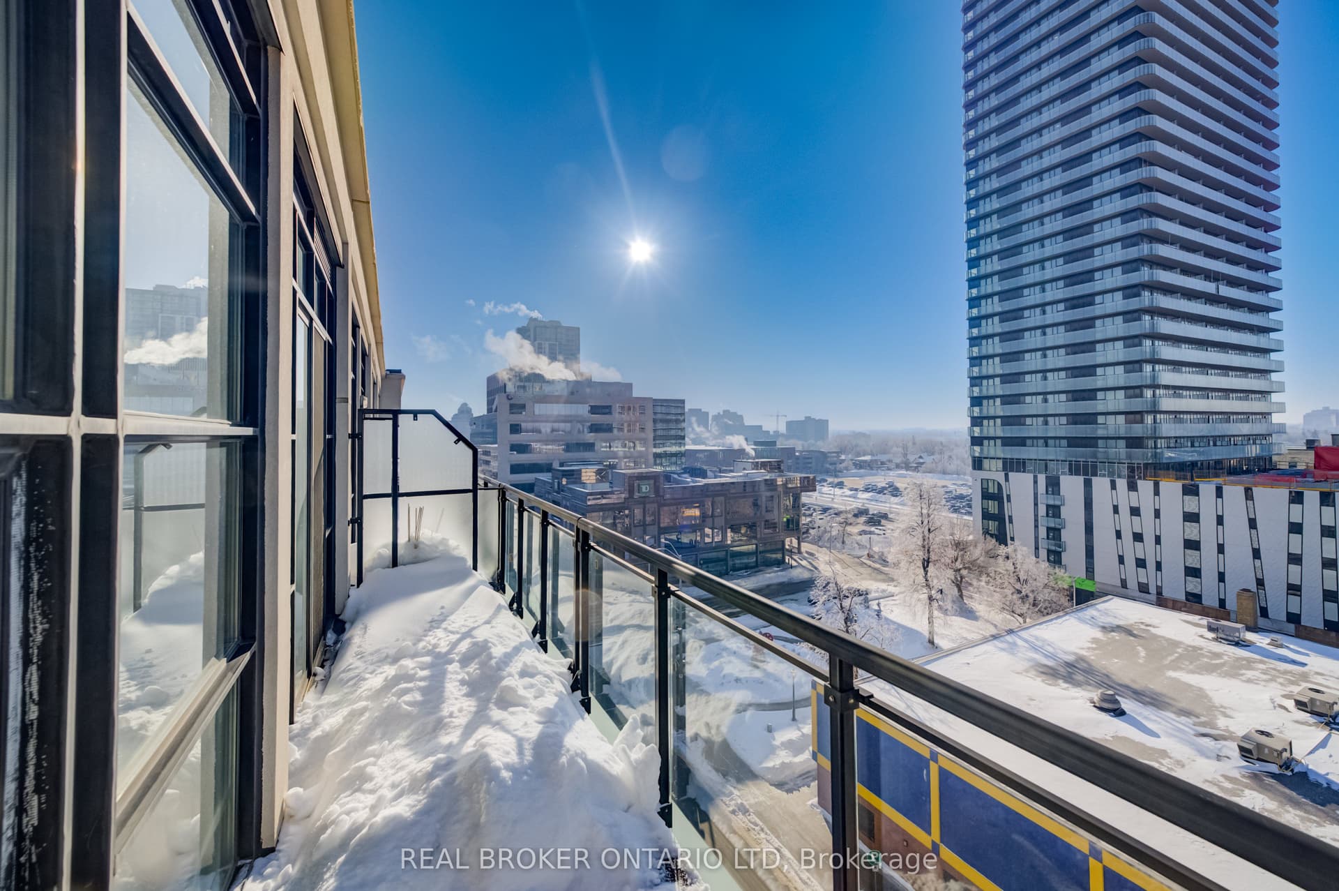 King Street W 616, Kitchener, ON N2G 1C8