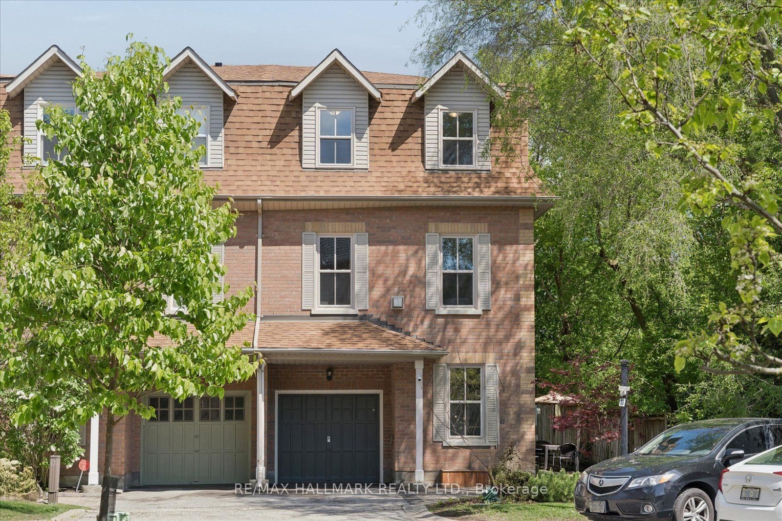 E J Lennox Way, Markham, ON L3R 5K7
