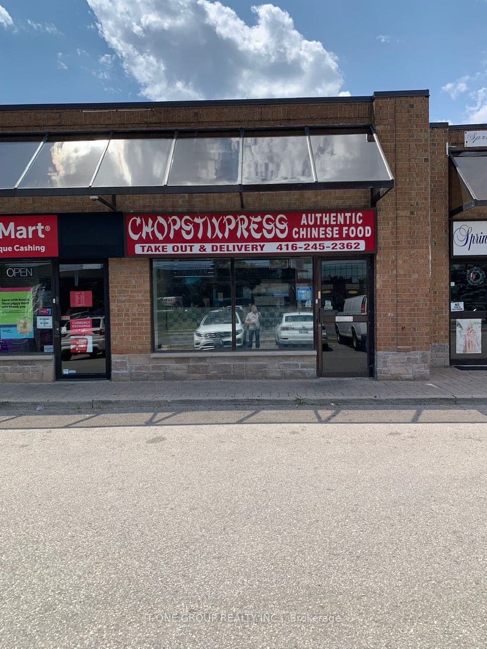 Keele Street 3, Toronto, ON M6M 3Y9
