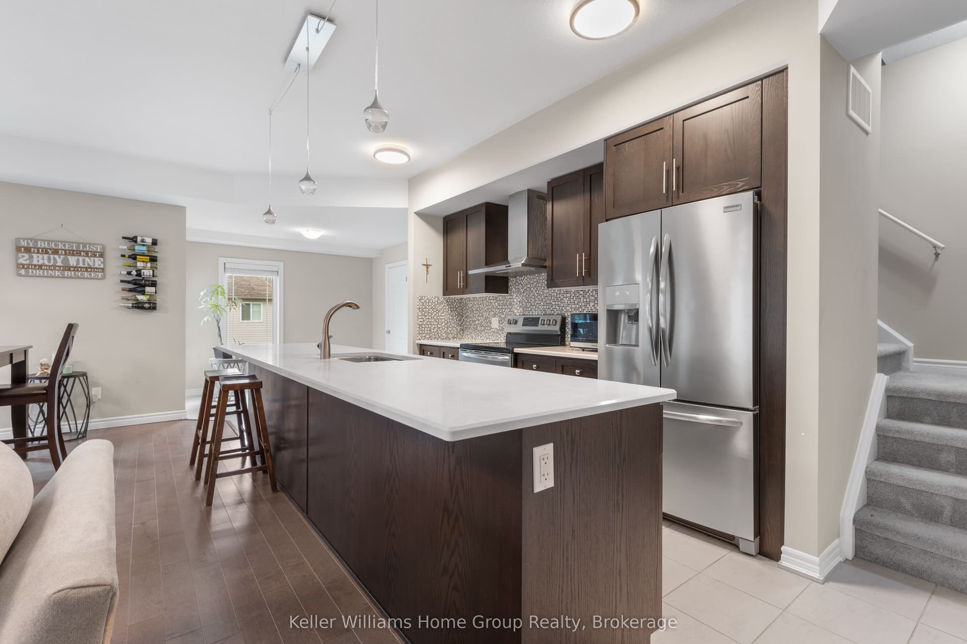 Westra Drive 35, Guelph, ON N1K 0A5
