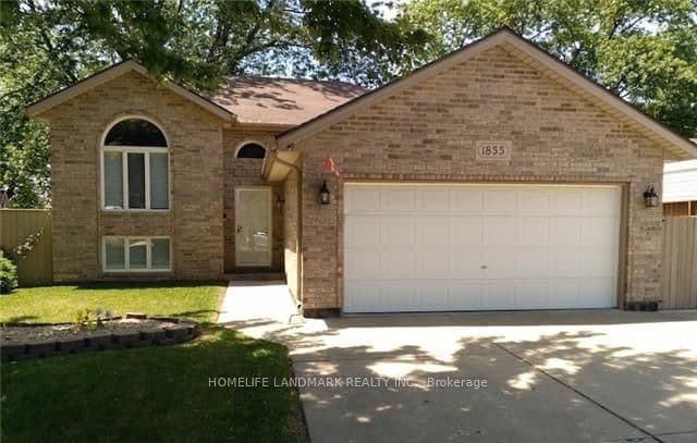 Dominion Boulevard, Windsor, ON N9B 3H8