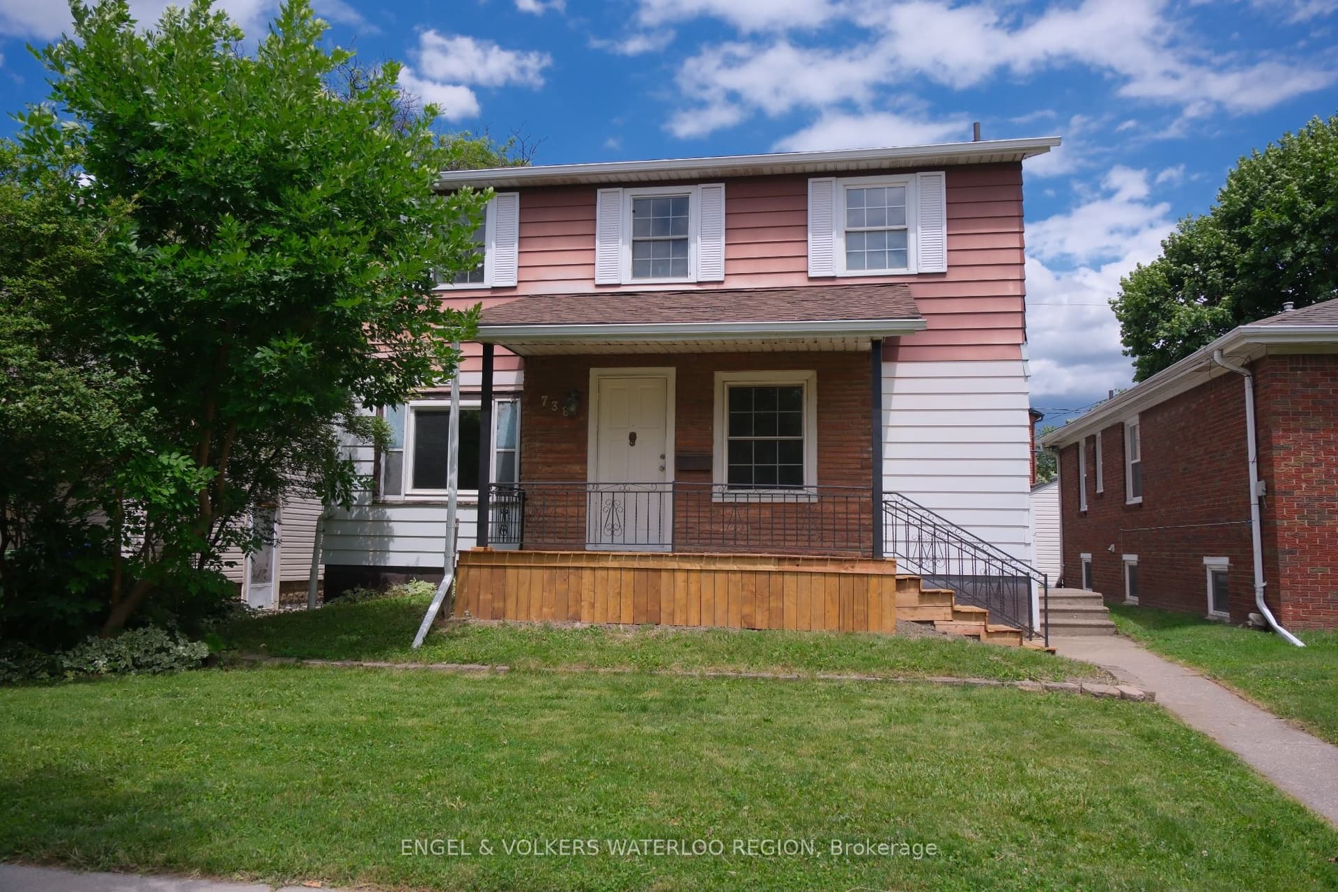 Randolph Avenue, Windsor, ON N9B 2T8