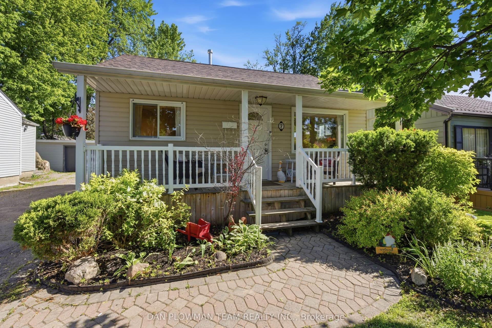 Beech Street, Ajax, ON L1S 1V8