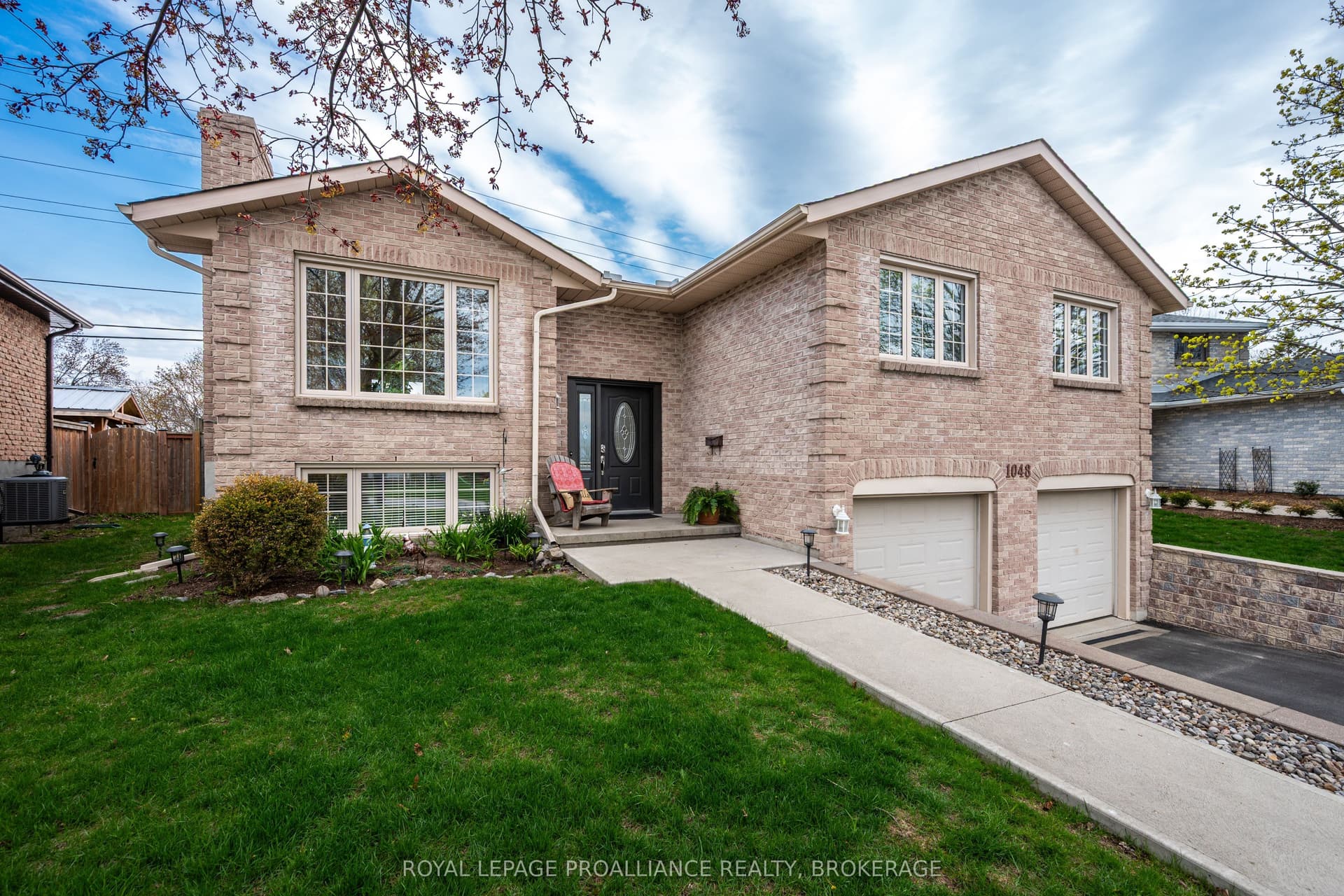 Palmerston Crescent, Kingston, ON K7P 2P5