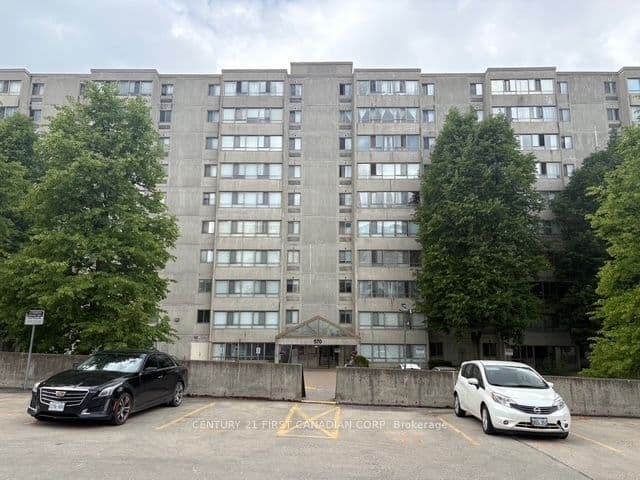 Proudfoot Lane 103, London North, ON N6H 4Z1