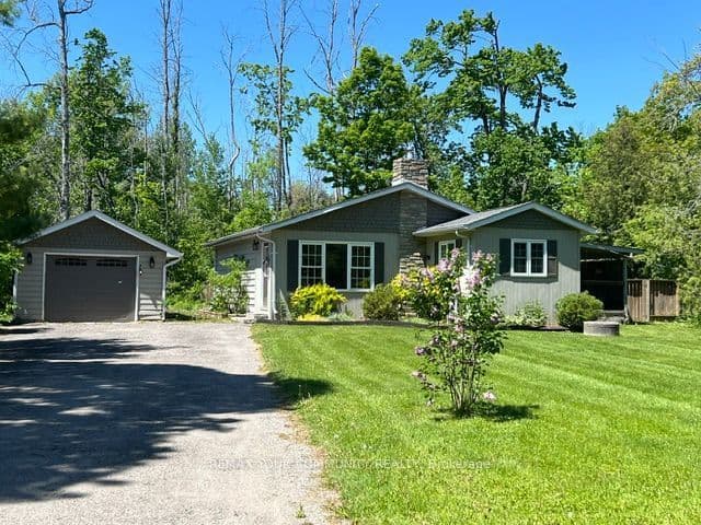 30th Side Road, Innisfil, ON L9S 2Y4