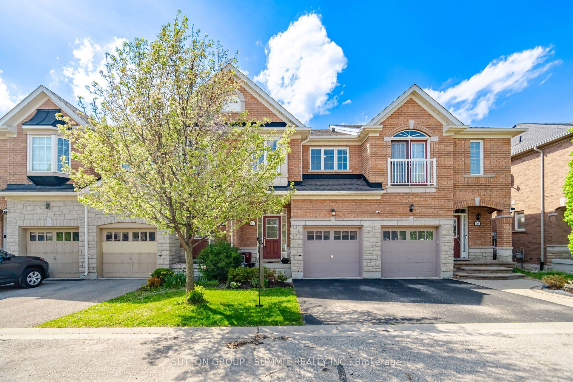 FARMSTEAD Drive 15, Milton, ON L9T 8B1