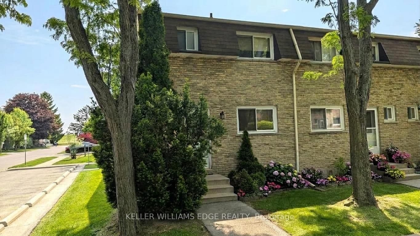 Garth Street 37, Hamilton, ON L9B 1R6