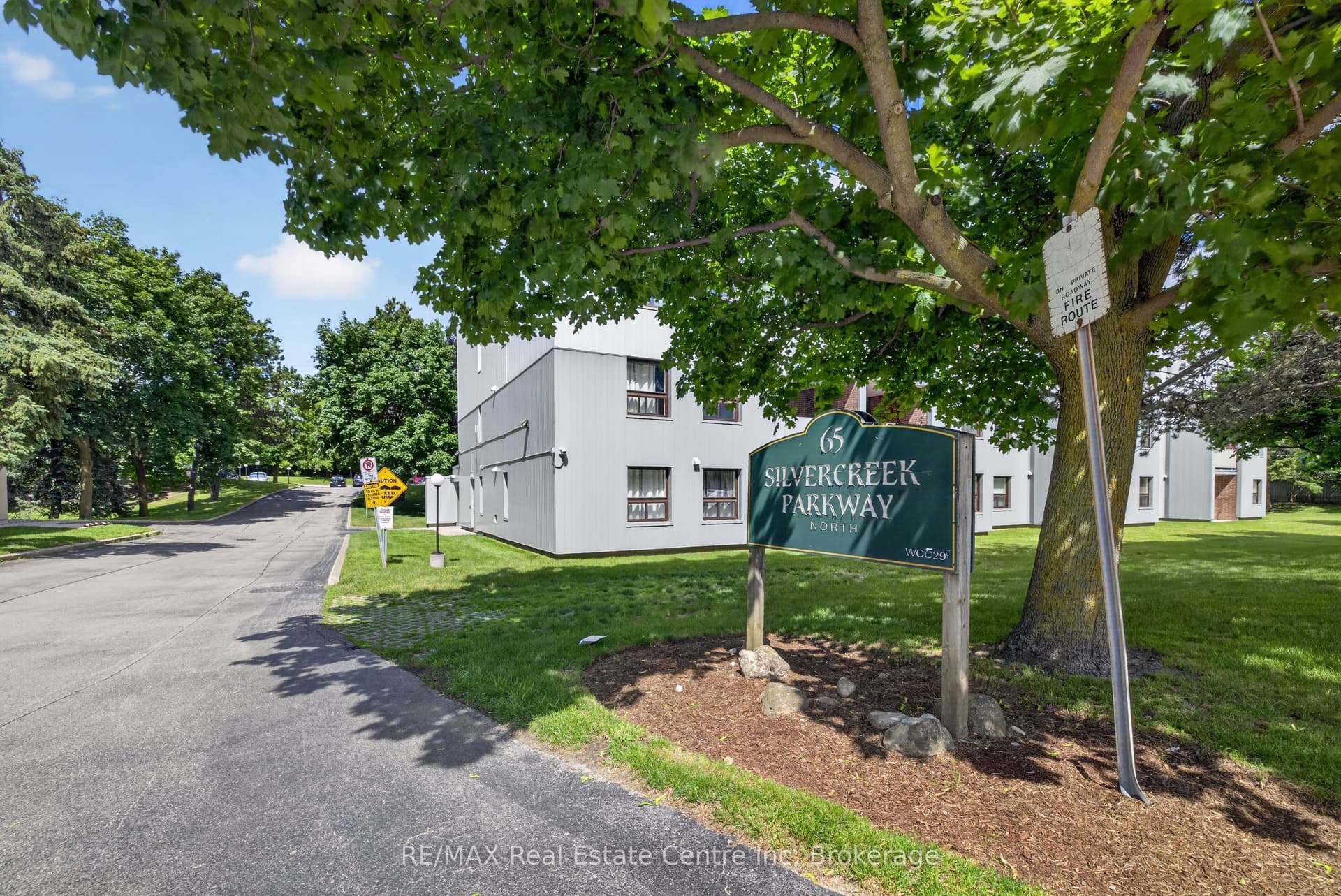 Silvercreek Parkway N 401, Guelph, ON N1H 7R9
