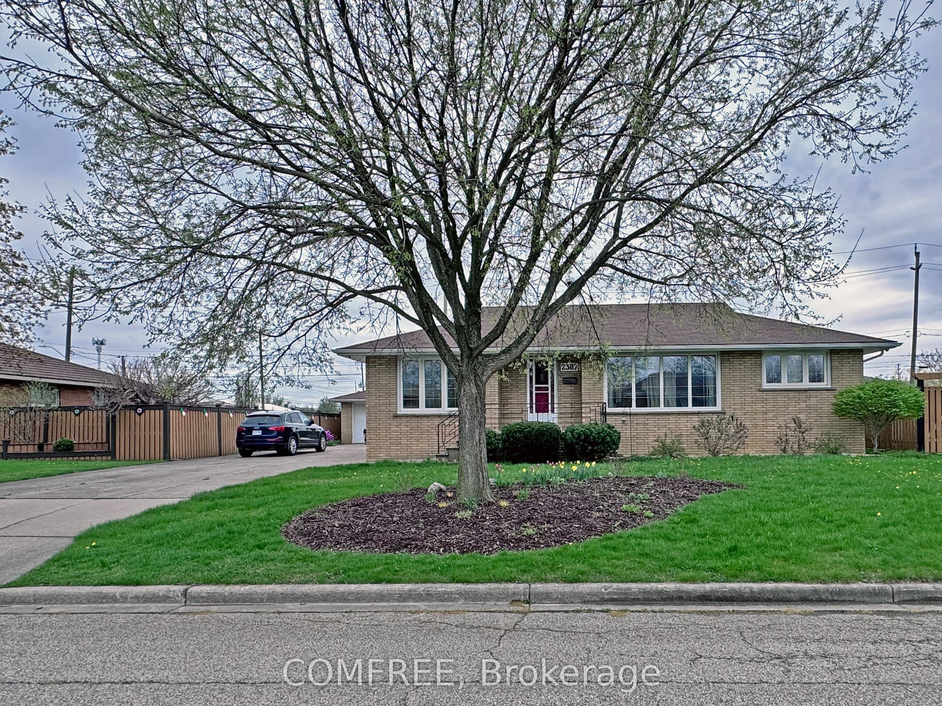 Westcott Road, Windsor, ON N8W 4K6