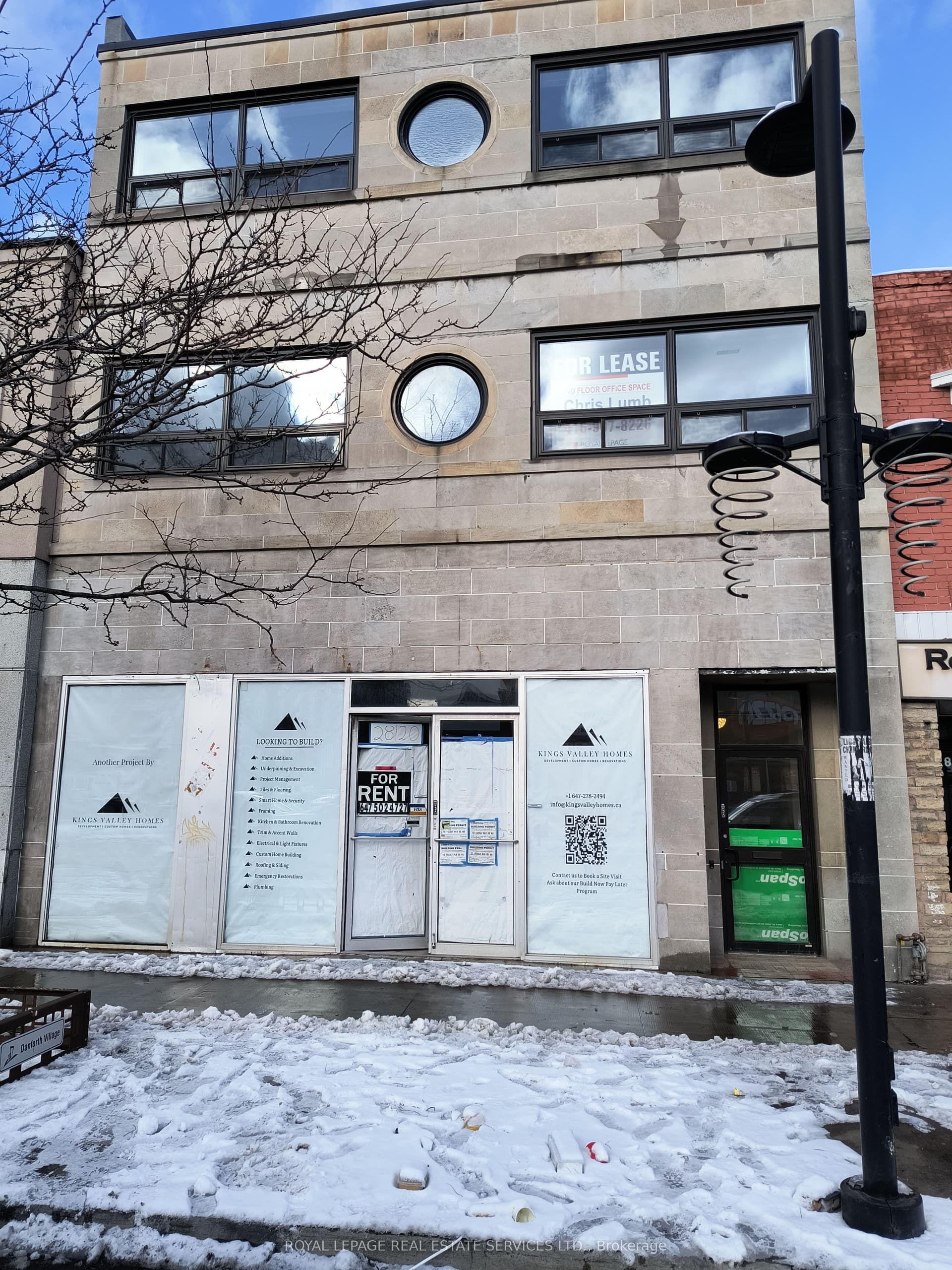 Danforth Avenue 207, Toronto, ON M4C 1M1