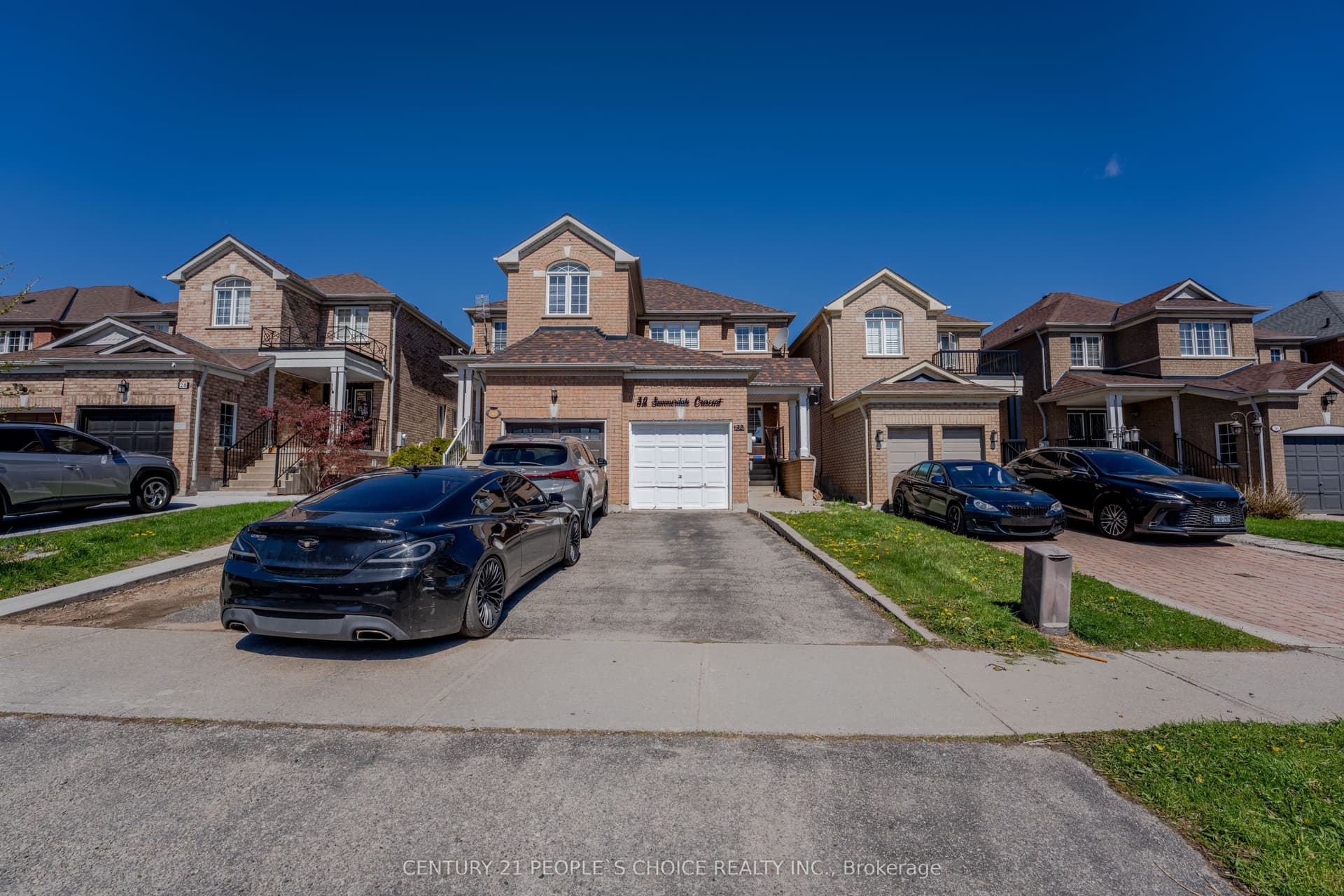 Summerdale Crescent, Brampton, ON L6X 4V8