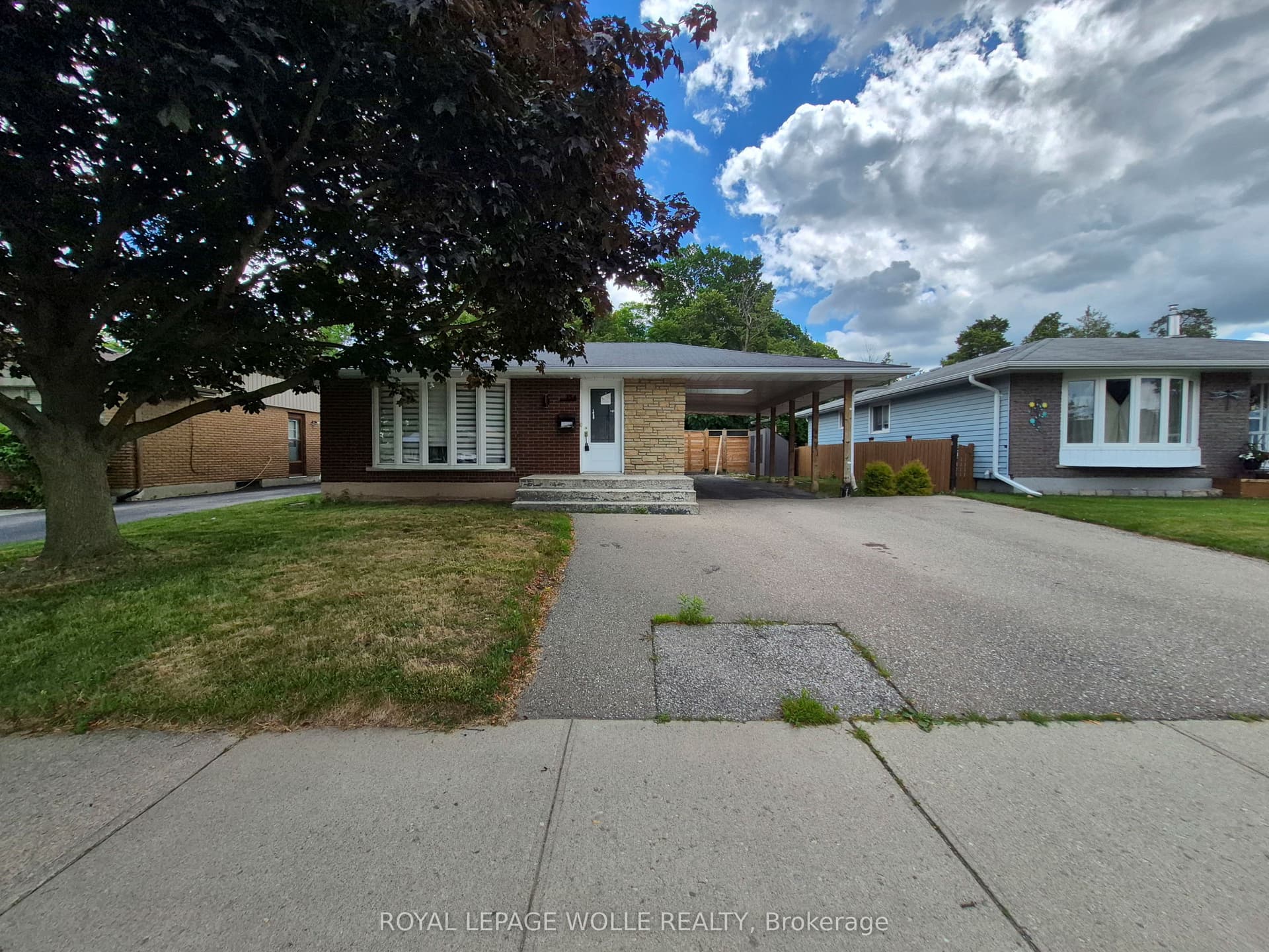 Appalachian Crescent, Kitchener, ON N2E 1A4