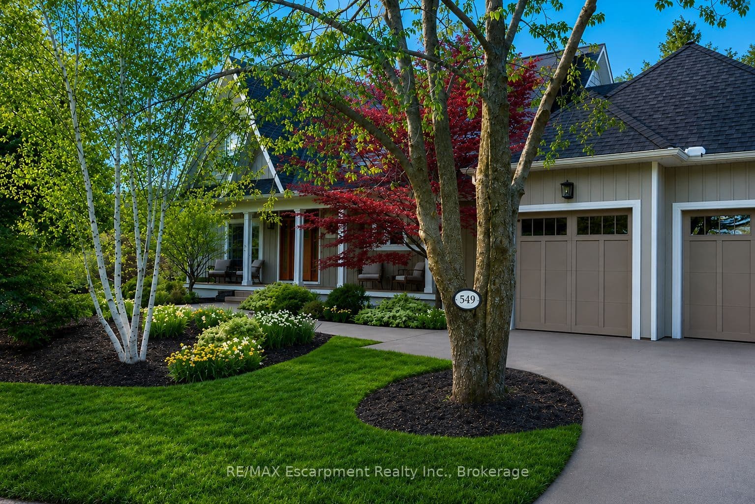 Jeanette Drive, Oakville, ON L6K 1M9