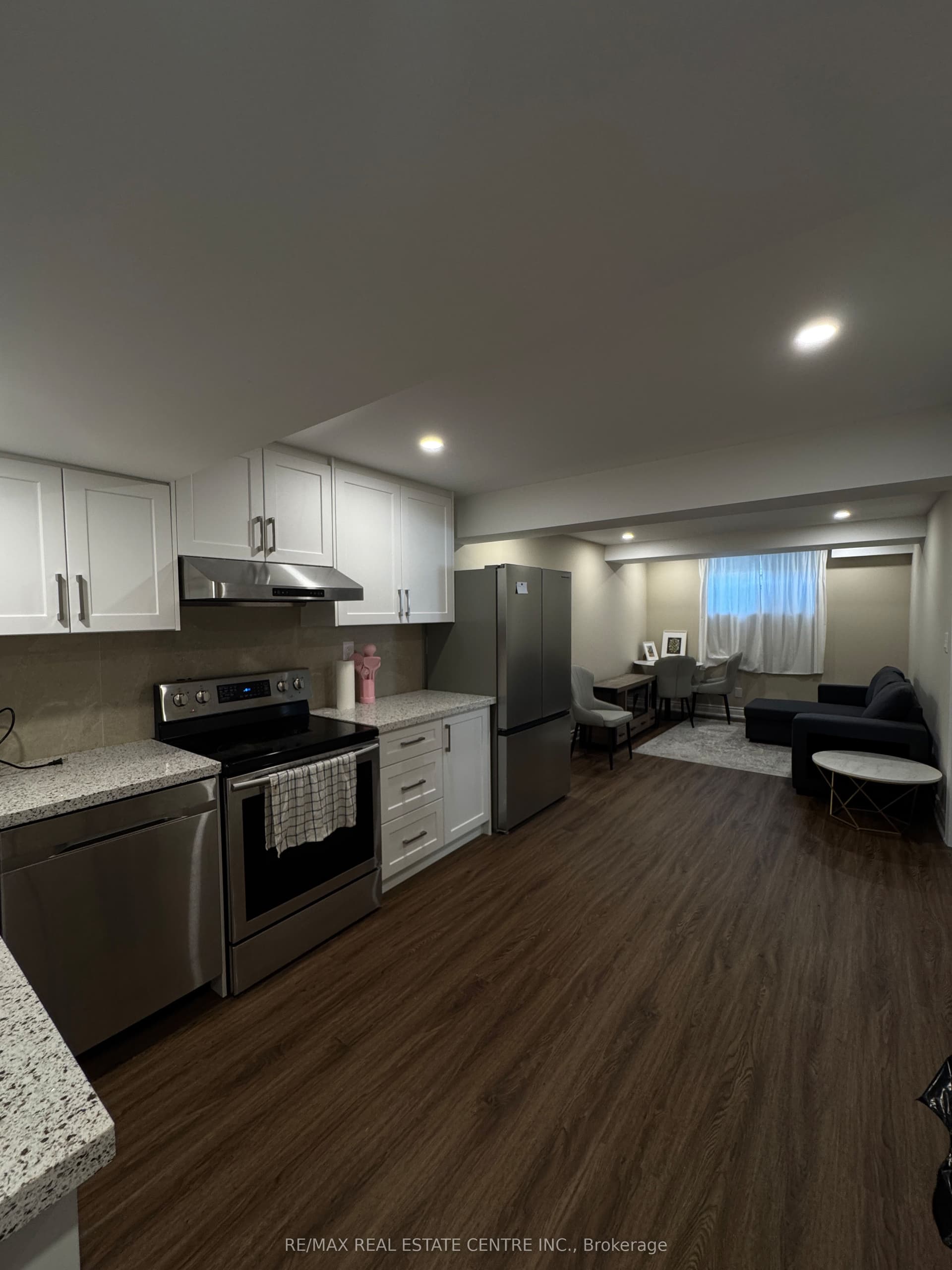 Dudley Drive B-unit, Guelph, ON N1G 0E6