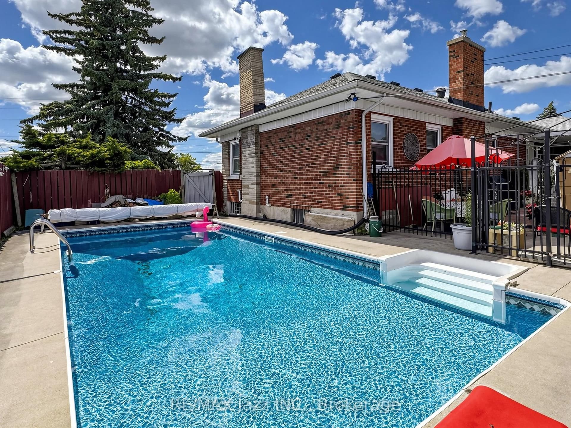 Stevenson Road N, Oshawa, ON L1J 5M4
