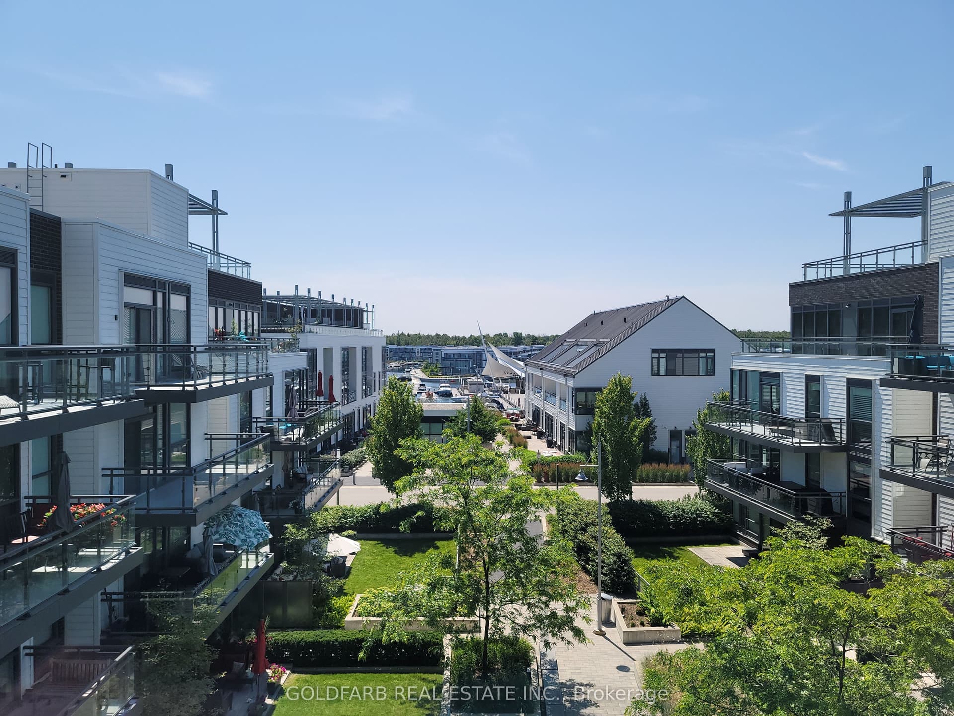Sea Ray Avenue B401, Innisfil, ON L9S 0J4