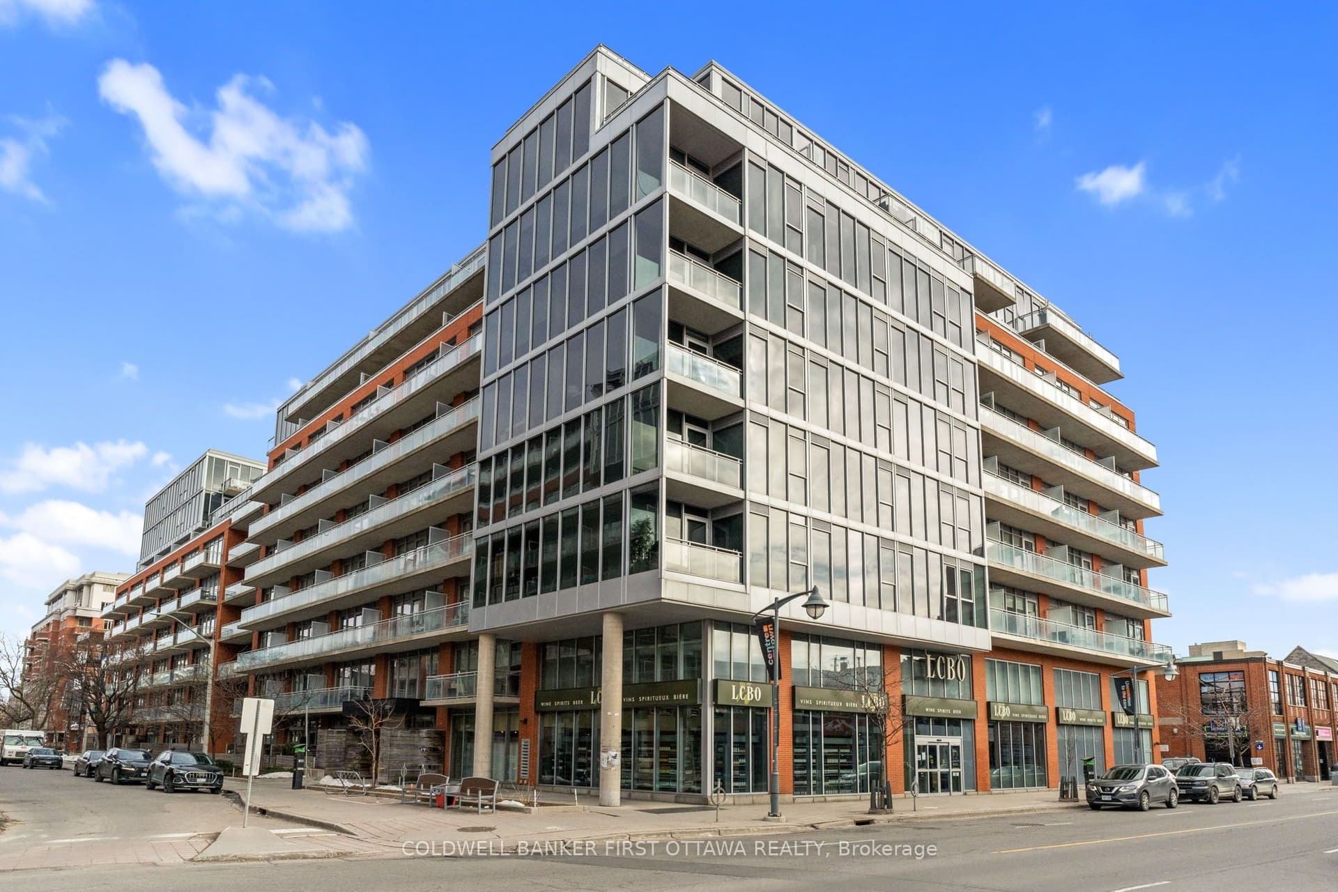 McLeod Street 209, Ottawa Centre, ON K2P 1A9