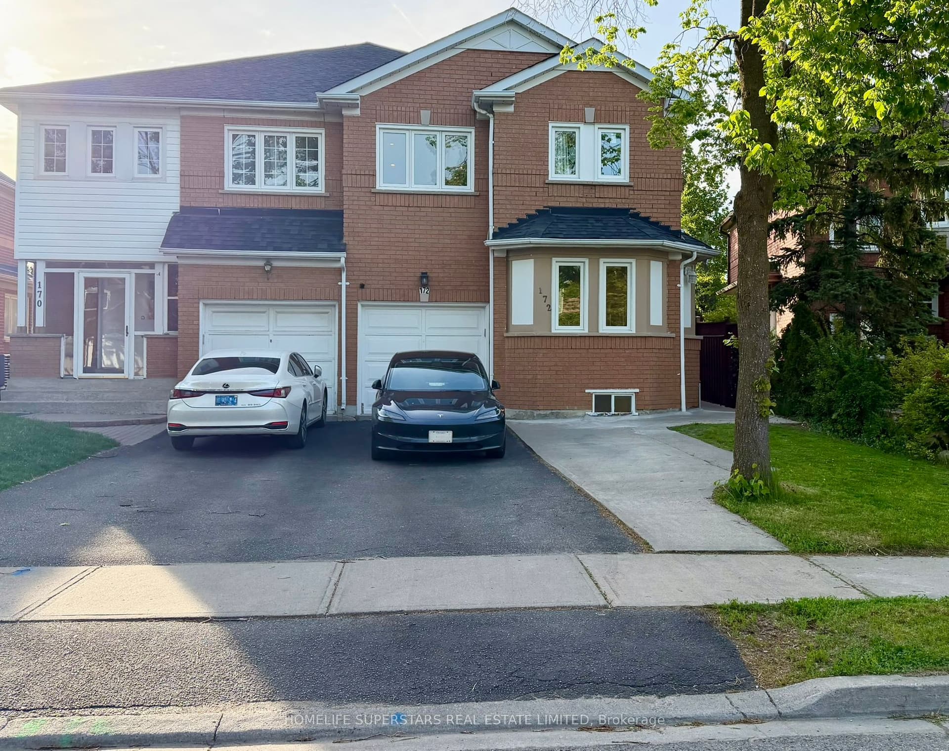 Rainforest Drive N, Brampton, ON L6R 1A4