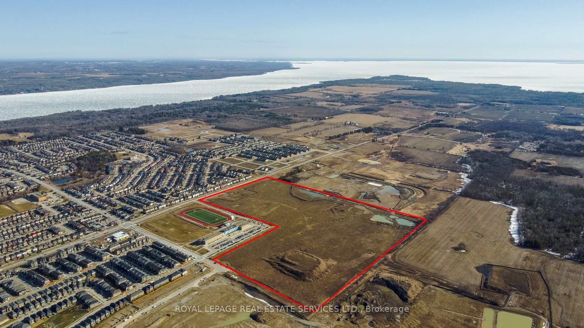 Mapleview Drive E, Barrie, ON L9J 0C2