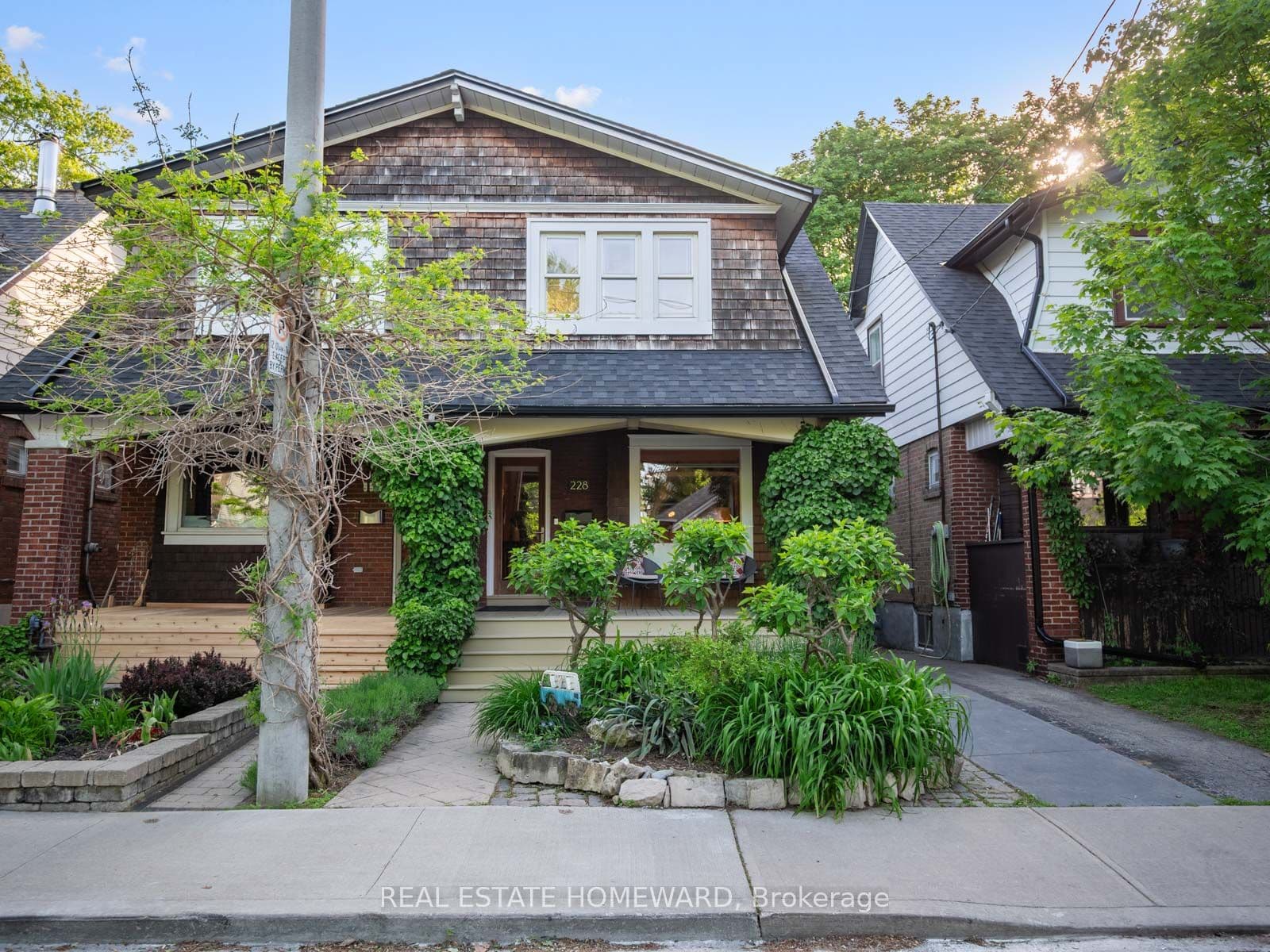 Bingham Avenue, Toronto E02, ON M4E 3R5