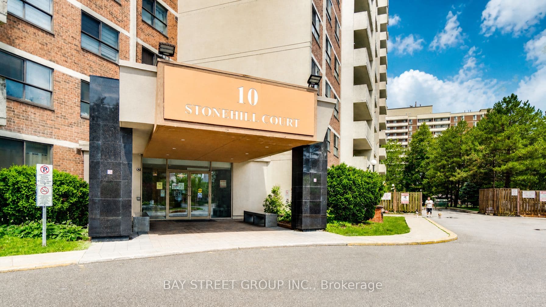 Stonehill Court 1207, Toronto, ON M1W 2X8