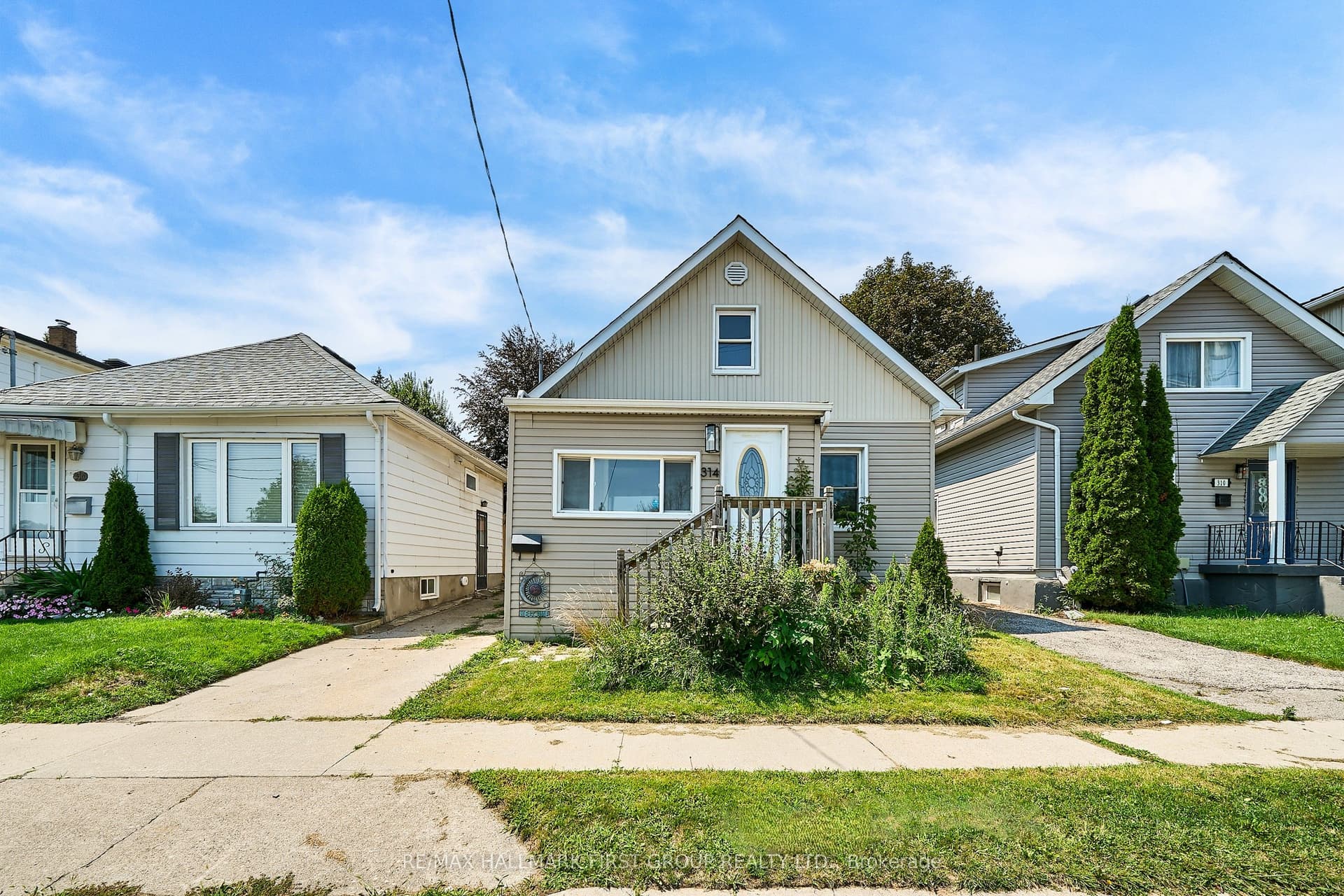 Nassau Street, Oshawa, ON L1J 4A8