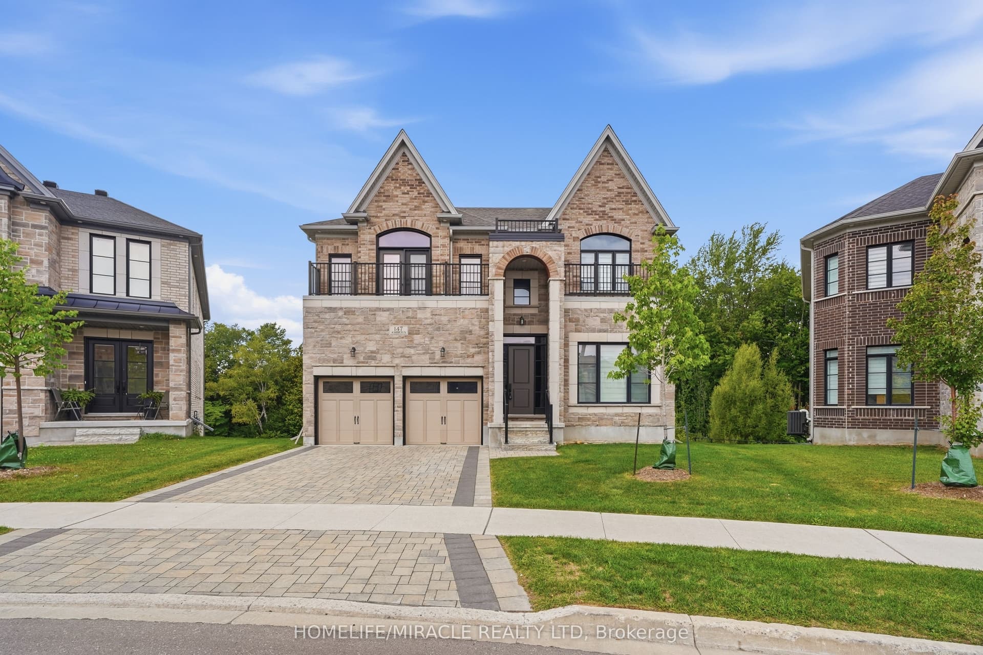 AMBROUS Crescent, Guelph, ON N1G 0E4