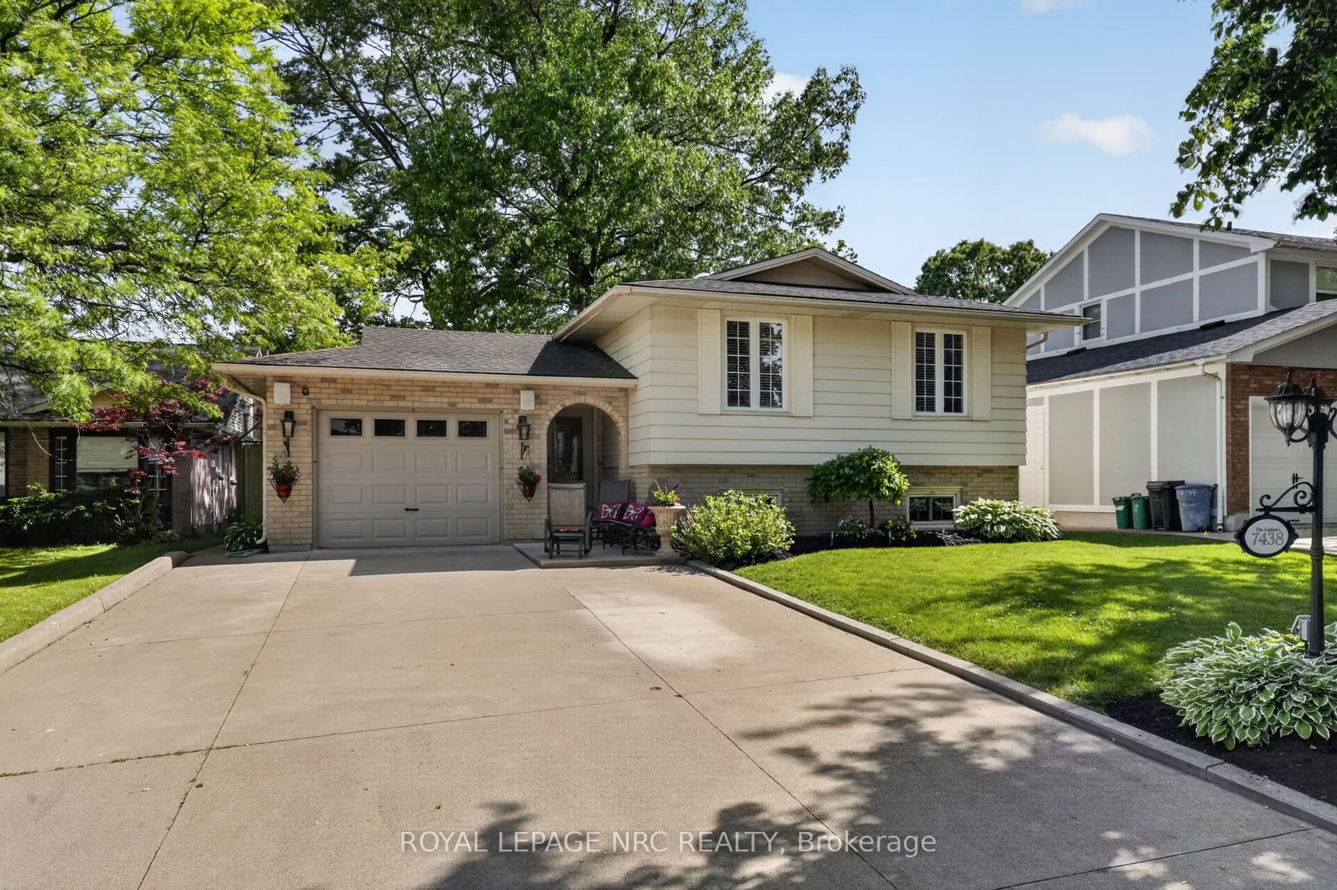 Petrullo Court, Niagara Falls, ON L2H 2K4