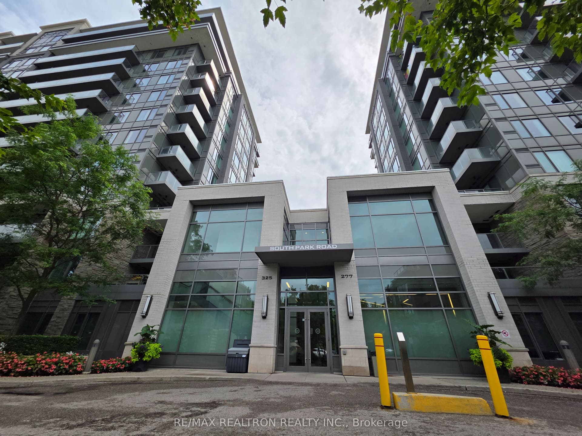 South Park Road 603, Markham, ON L3T 0B8