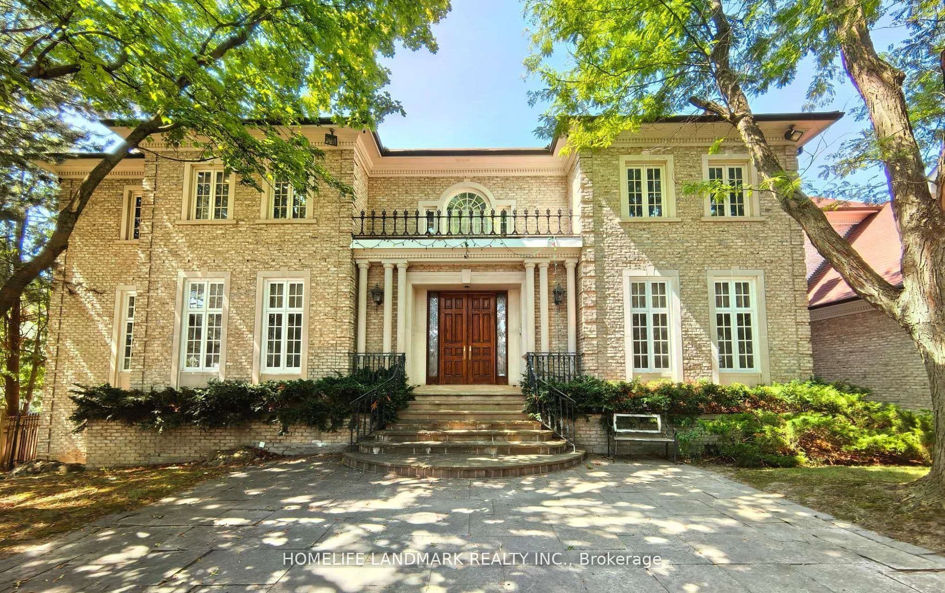 Maryvale Crescent, Richmond Hill, ON L4C 6P8