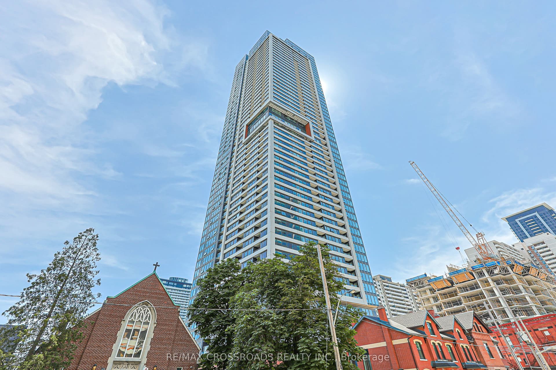 Sherbourne Street 2801, Toronto, ON M4X 0A4